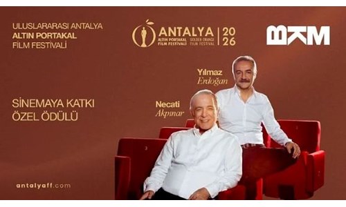 ALTIN PORTAKAL, 'SİNEMAYA KATKI ÖZEL ÖDÜLÜ'NÜ BKM'YE VERDİ